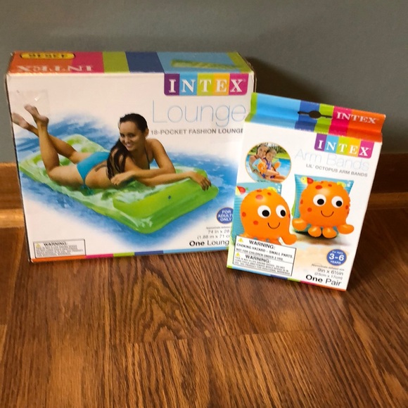 INTEX Other - INTEX LOUNGE 18-POCKET FASHION LOUNGE. ARM BANDS 3-6YEARS OLD.